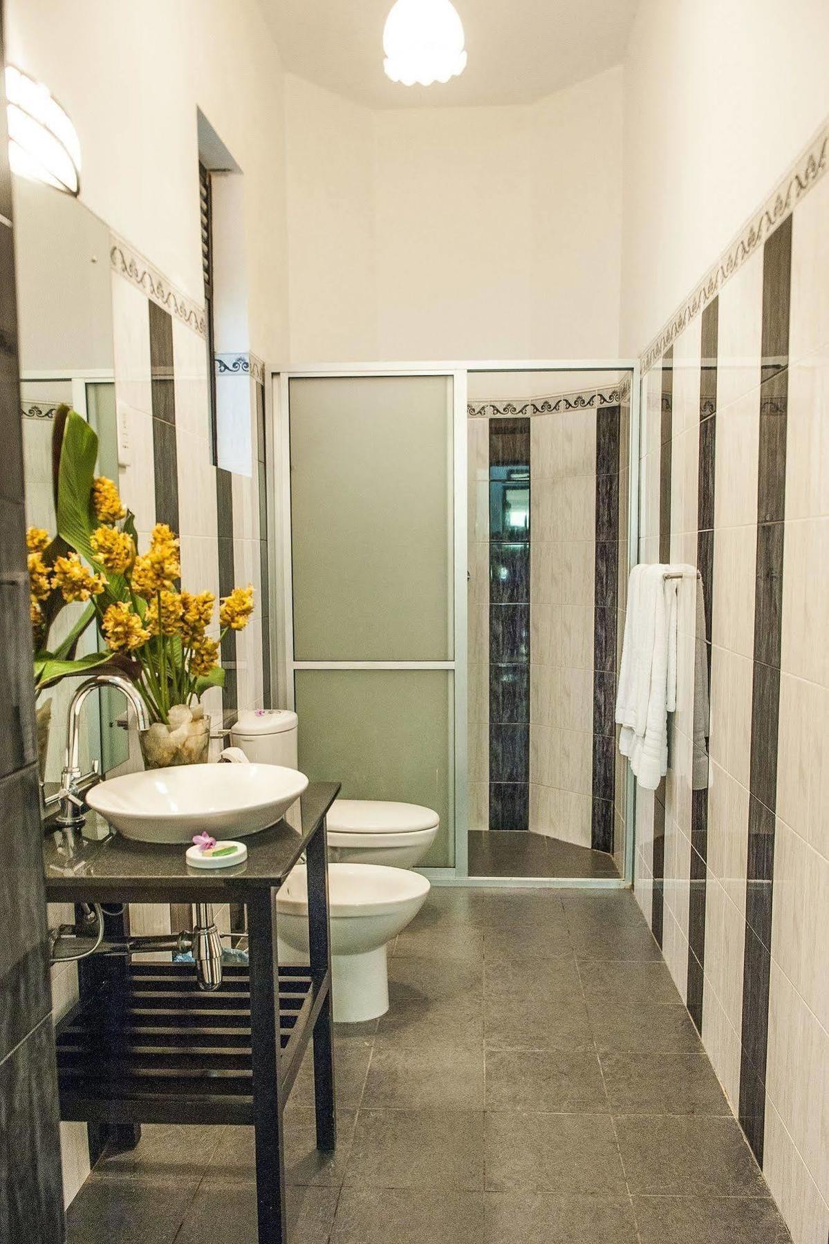 Mowbrey House Otel Kandy Dış mekan fotoğraf